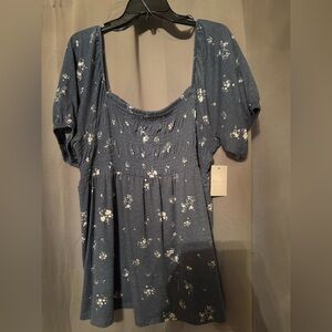 Aglow Babydoll Maternity Shirt NWT